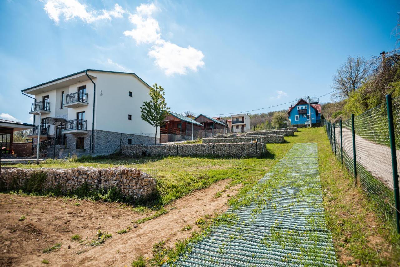 Gabion Garden Hotel Bellegszencse Kültér fotó